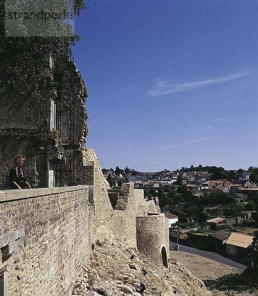 Alte Ruinen in der Stadt  Frankreich