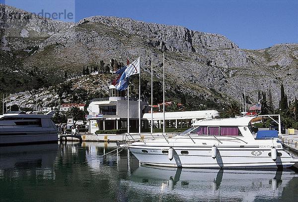 Yacht-Hafen  Komolac  Dubrovnik  Süddalmatien  Kroatien