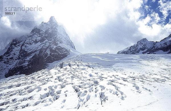 Schneebedeckte Berge  Gletscher Blanc  Dauphine Alpen  Schweiz
