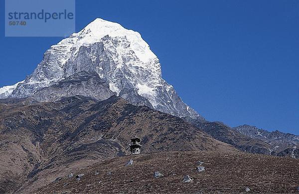 Untersicht der Berggipfel  Tawachee  Himalaya  Khumbu  Nepal