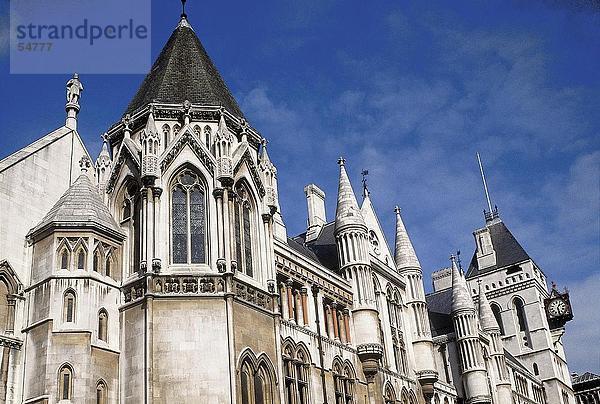 Untersicht des Gebäudes  Royal Courts Of Justice  London  England