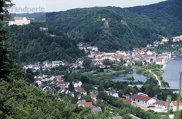 Blick auf Riedenburg  Altmuhl Valley  Franken  Bayern  Deutschland