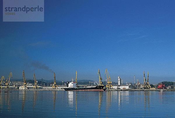 Oil Refinery at Waterfront  Aviles  Asturien  Spanien