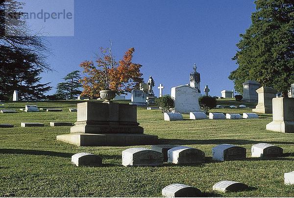 Grabsteine auf dem Friedhof  New Orleans  Louisiana  USA