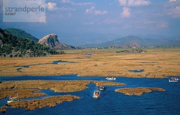 Boote in Lake  See Koycegiz  Mugla  Mugla  Türkei