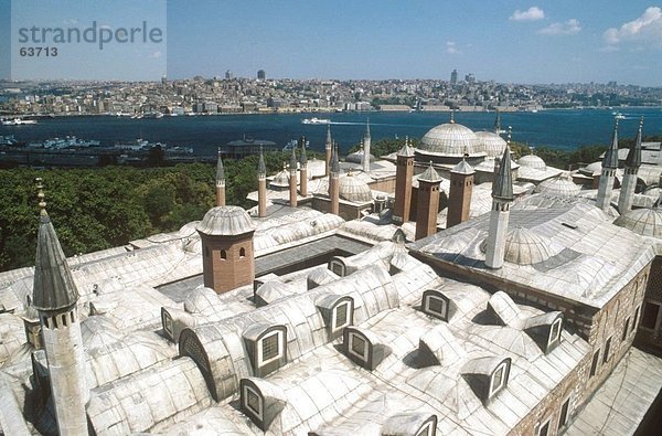 Erhöhte Ansicht der Moschee Küste  Topkapi-Palast  Istanbul  Türkei