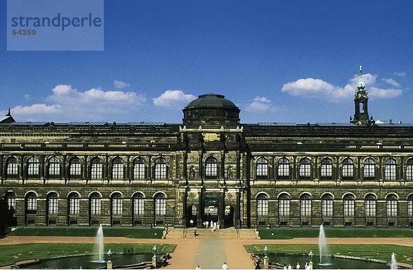 Fassade des Palastes  Zwinger Palace  Dresden  Sachsen  Deutschland