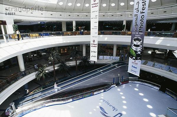 Ice skating Bereich in Shopping-Mall  Al Ain Mall  Al Ain  Abu Dhabi  Vereinigte Arabische Emirate