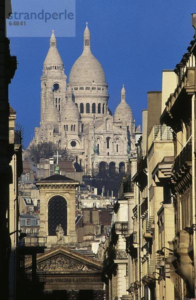 Fassade der Kirche  Notre Dame  Sacre Coeur  Paris  Frankreich