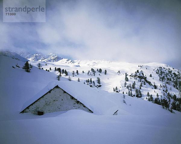 10048692  Bec de Nava  Bergpanorama  Hill  Hütte  verschneiten  Schnee  Berge  Jahreszeit  Le Chiesso  Monte Touno  tiefen Schnee-co