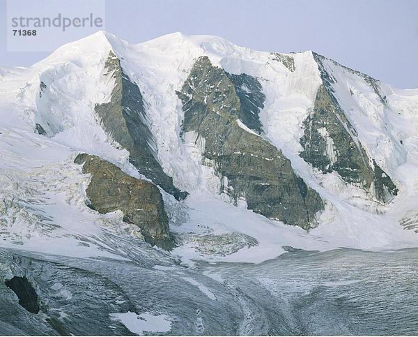 10055851  Blick auf die Berge  Alpen  Berge  Graubünden  Graubünden  Piz Palu  Landschaften  Morgenlicht  Schweiz  Europa  Winter