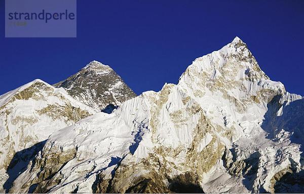 10062647  Landschaft  Berg-Panorama  Himalaya  Mount Everest  Berg  Nepal  Asien  Schnee