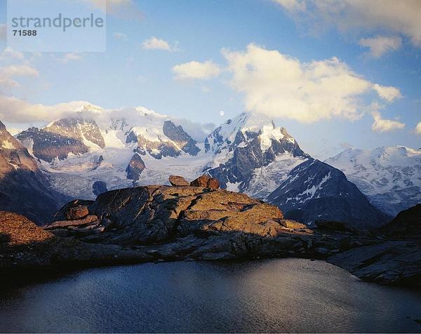 10091240  Abendstimmung  Alpen  Berge  Engadin  Fuorcla Surlej  Piz Bernina  Graubünden  Graubünden  Bergsee  Landschaft  m