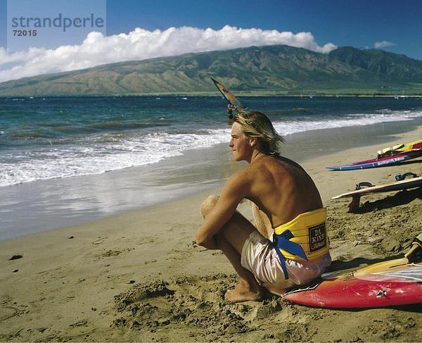 10206996  Hawaii  Kihei Strand  Meer  Küste  Maui  Surfbretter  Surfer  USA  Amerika  Nordamerika