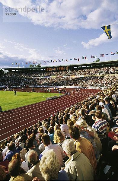 beschäftigt  10214163  Leichtathletik  Besprechung  Stadion  Stockholm  Schweden  Europa  Sport