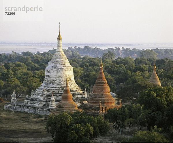 10245669  Bäume  Birma  Asien  River  Fluss  Landschaft  Myanmar  Pagan  Tempeln  Pagoden  Überblick