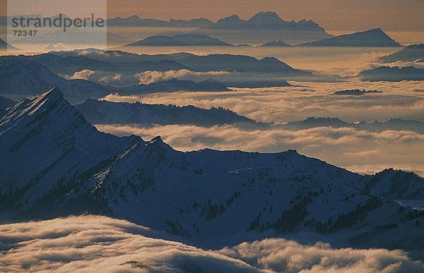 10269805  Appenzell  Berge  Blick von Santis  Nebelmeer  Pilatus  Schweiz  Europa  Stimmung  Überblick