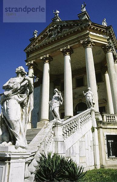 10285054  außerhalb  Italien  Europa  Padua  Spalte Haupteingang  Skulpturen  Treppe  Villa Giovannelli