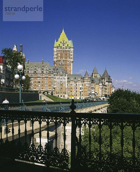 10328640  Burg  Kanada  Nordamerika  Chateau Frontenac  Quebec  Burg  Sehenswürdigkeit