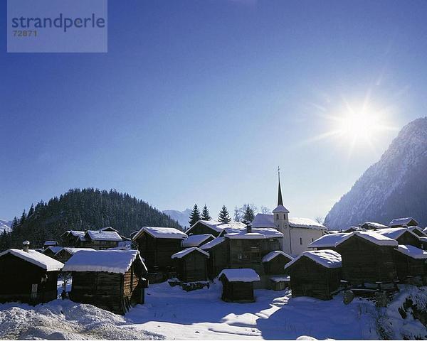 10391215  Blatten  Belalp  Dorf Ansicht  Schweiz  Europa  Sonne  strahlend  Wallis  Schweiz  Europa  Winter