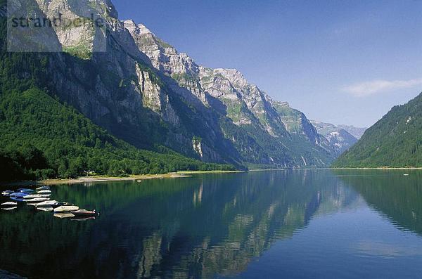 Landschaftlich schön landschaftlich reizvoll Europa See Meer Kanton Glarus Schweiz