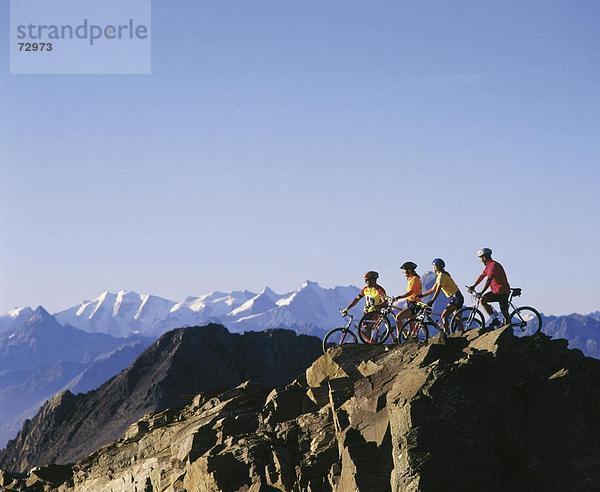 10422104  alpine  Alpen  Ansicht  Stein  Klippe  Graubünden  Graubünden  Gruppe  Lenzerheide  Mountain-Bike  Rothorn  Fahrrad  Biker  mo