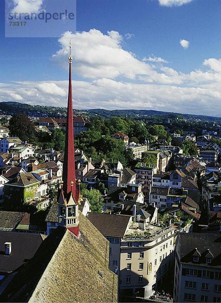 10488498  Old Town  Dachgärten  Richtung Witikon  Schweiz  Europa  Gefechtsturm auf Dach  Überblick  Stadt  City  Zürich