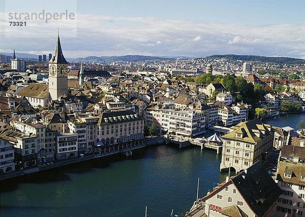 10488511  Honggerberg  Limmat  River  Fluss  Schweiz  Europa  Saint Peter  Überblick  aus Grossmunster  Stadt  City  Zürich