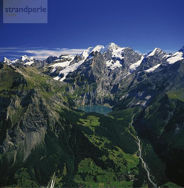 Europa See Meer Berner Oberland Kanton Bern Schweiz Bergpanorama