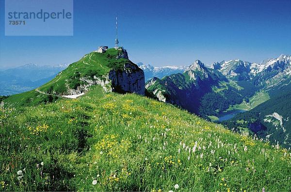 10516261  Alpstein  Appenzell  Gebirge  Berg Bahnhof  Hoher Kasten  Schweiz  Europa  See  Meer  Seilbahn  overv