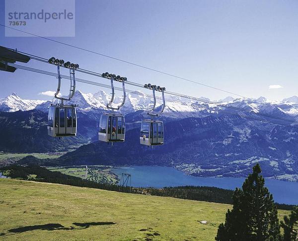 Europa Berg Zug Alpen 3 Gondel Gondola Beatenberg Berner Oberland Kanton Bern Schweiz