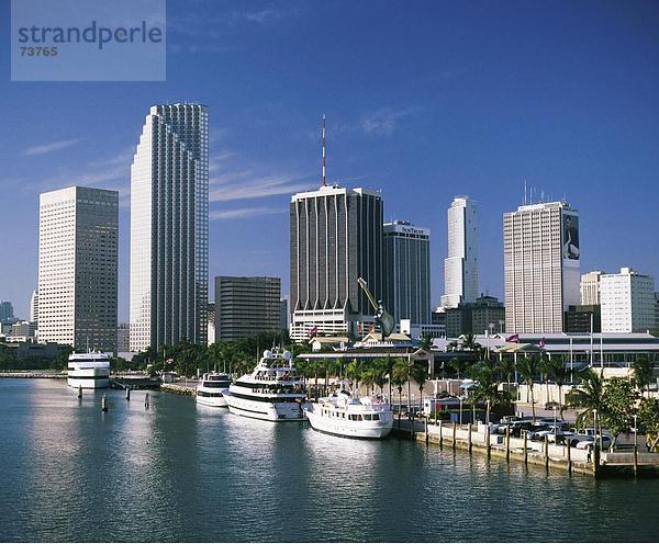10545546  Florida  Miami  Schiffe  Skyline  USA  Amerika  Nordamerika