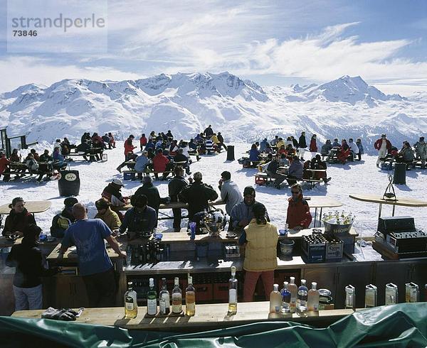 10550340  Restaurant  winter  Berg Restaurant  Berge  Alpen  Alps  Engadin  Bar  Corviglia  Gäste  Unternehmen  Skibar