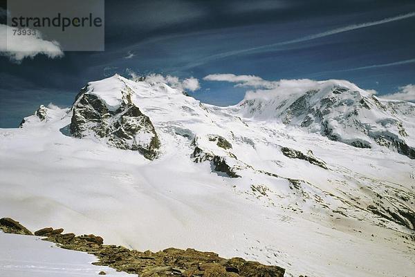 Landschaftlich schön landschaftlich reizvoll Europa Berg Alpen Monte Rosa Schnee Schweiz