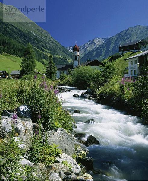 10597964  Creek  Bach  Bergbach  Berge  Blumen  Kirche  Landschaft  Niederthai im Ötztal  Österreich  Europa  Tirol
