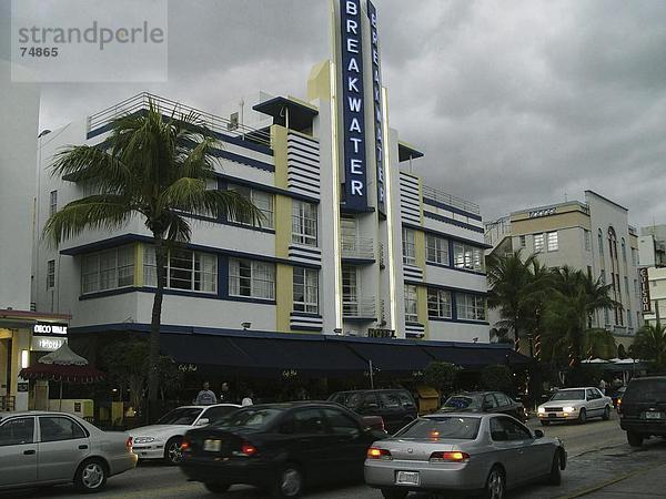 10630681  1939  Architektur  Art  Art  Deco  Auto  Auto  Hotel Breakwater  Dämmerung  Dämmerung  Fassade  Florida  Miami