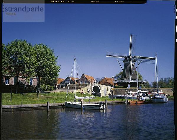 10631911  Boote  Friesland  Hafen  Port  Holland  Kanal  Kanal  Niederlande  Sloten  Stellingmolen  Windmühle  Landmark  Zu