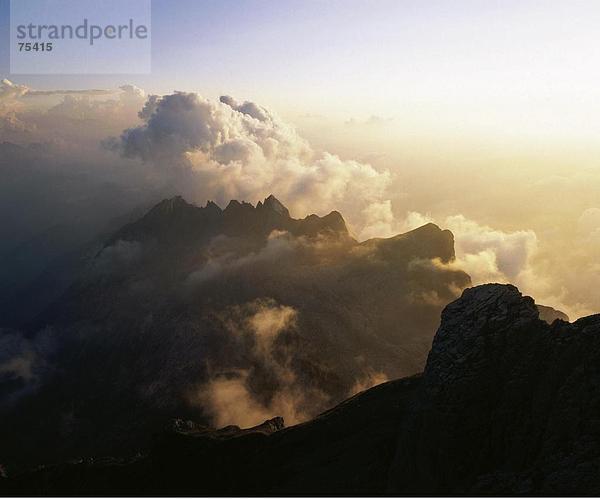 10635465  Ostschweiz  Landschaft  Ansicht  Berge  Dämmerung  Dämmerung  Santis  Schweiz  Europa  Stimmung  Übersicht  Wolken