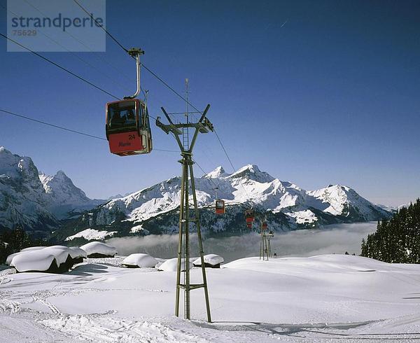 Berg Alpen Gondel Gondola Seilbahn Berner Oberland Nebelmeer