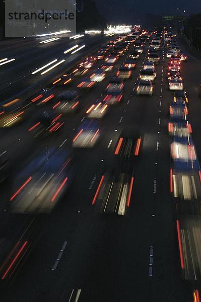 10642254  Auto  Auto  Autobahn  Dynamik  Freeway  Luftverschmutzung  Nacht  in der Nacht  Auto  Auto  Auto  zurück-li