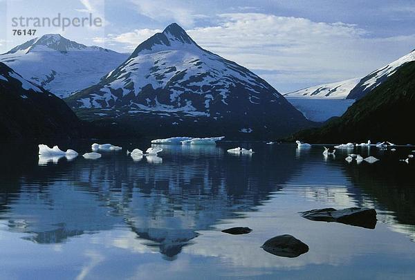 10643127  Alaska  Berg  Gebirge  blau  Himmel  Blautönen  Eis  Eisriesenwelt  Eisschollen  Berge  Gletscher  Horizontal  Idyls  Idyl
