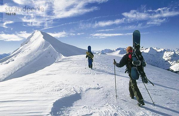 10643253  Aufstieg  Förderung  Gipfel Gipfel  Graubünden  Graubünden  Piz Segnas  Schweiz  Europa  Snowboard  zwei
