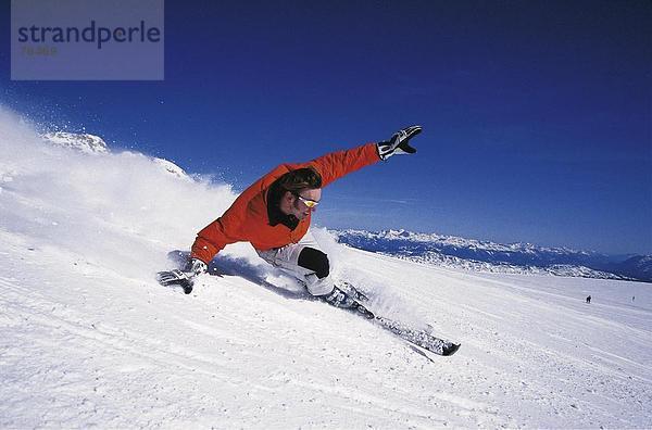10644405  Aktion  Carving  Ski  Carver  Mann  Schnee  Ski  Skifahren  Sport  Winter  Wintersport  Sport