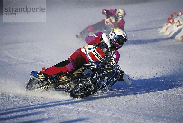 10644457  Aktion  Eis  Treiber  Motorrad  Motorrad  Motorradsport  Motorsport  Rennen  Schnee  Speedway  Spitzen  Sport  w