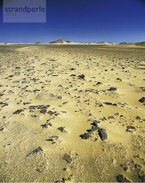 10647315  Abu Simbel  Ägypten  Nordafrika  Sand  Steine  Steine Wüste  Landschaft  westliche Wüste