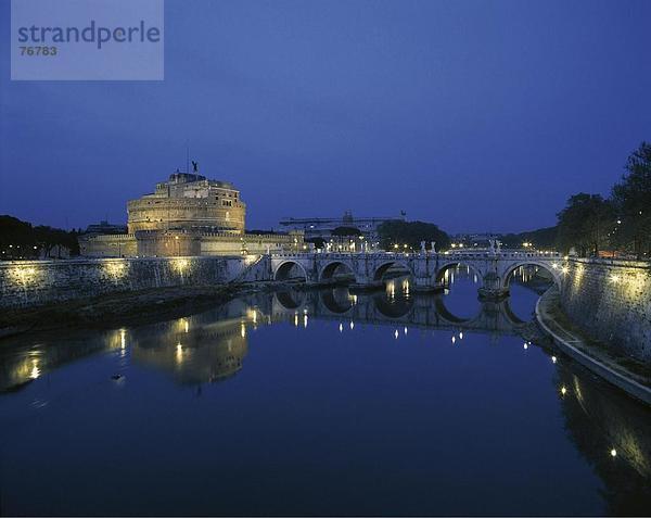 10647373  Engels-Brücke  angel's Schloss  Fluss  Strömungsgeschwindigkeit  Italien  Europa  Nacht  in der Nacht  Rom  Tiber