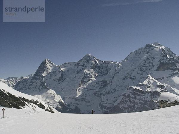 Landschaftlich schön landschaftlich reizvoll Berg Alpen Eiger Berner Oberland Kanton Bern Mönch Schnee