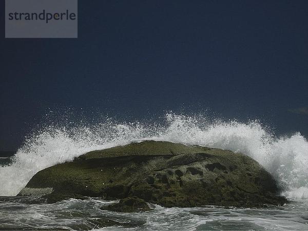 10647809  Surfen  Wellen  Felsen  Felsen  Schaum  Kapstadt  Meer  Natur  Splash  Südafrika