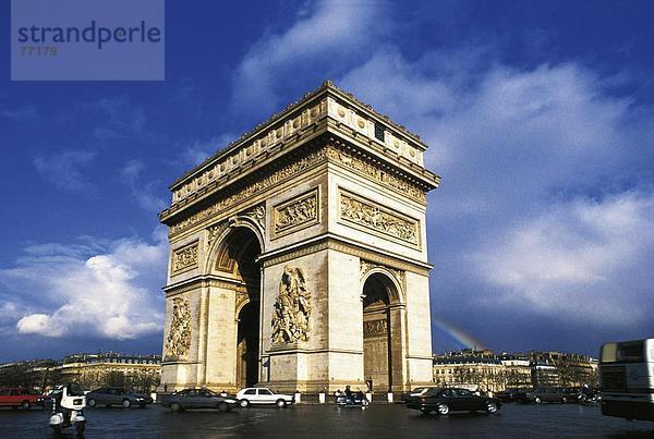 10648104  Arc de Triomphe  Frankreich  Europa  Paris  Triumphbogen  Verkehr