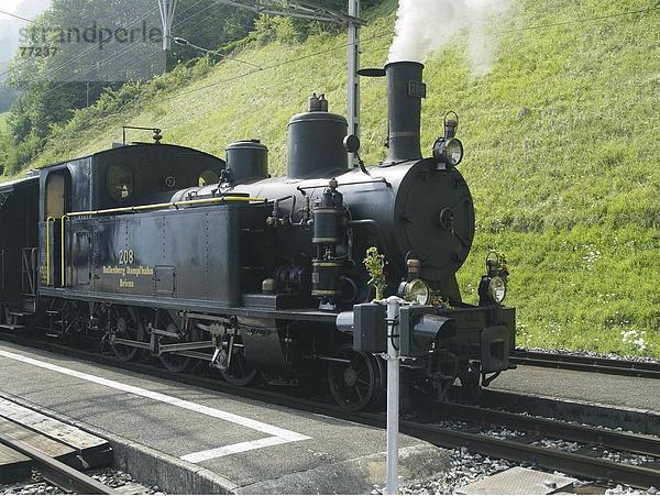 10648223  Eisenbahn  Bahnhof  Ballen Bergstrasse Dampf  Berner Oberland  Dampflokomotive  Dampflokomotive  Eisenbahn